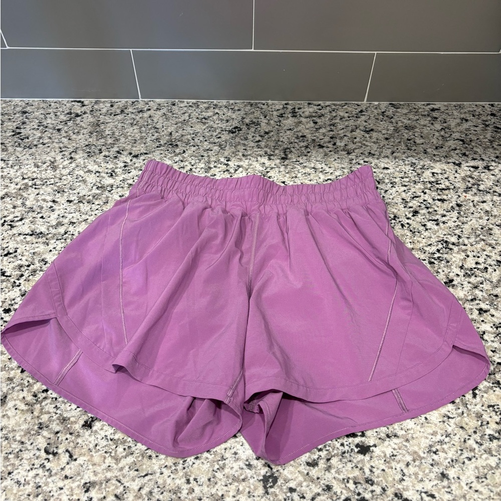 Lululemon Track That mid rise lined shorts 5” size 10. No flaws
